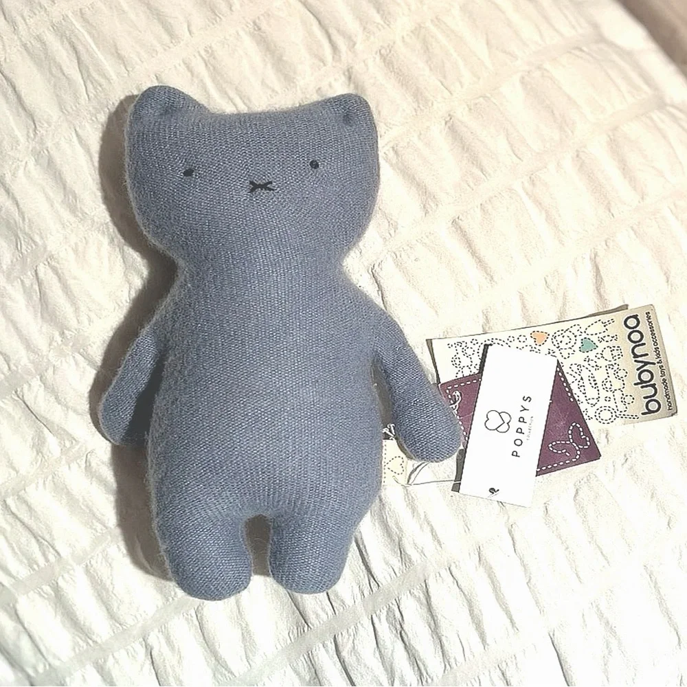 🇨🇦BUBYNOA Handmade Cashmere Cat Plush NWT Handmade in Canada - Picture 2 of 9